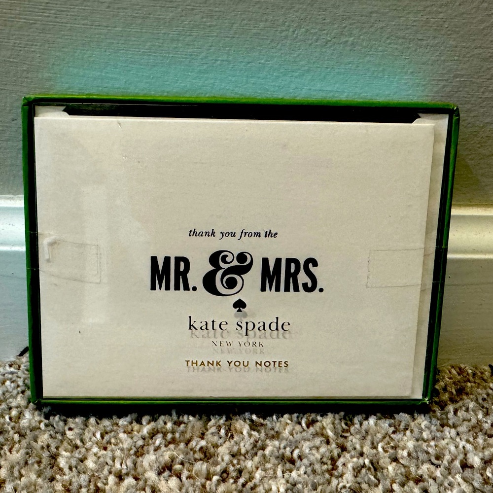 kate spade Mr. & Mrs. Thank You Notes in White with Green Trim